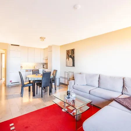 Plaza G2624 Located On The
